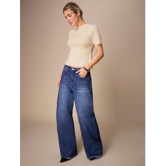 Backless Beige Knit Top Short Sleeve Black Large Bow Tie - Picture 3 of 10